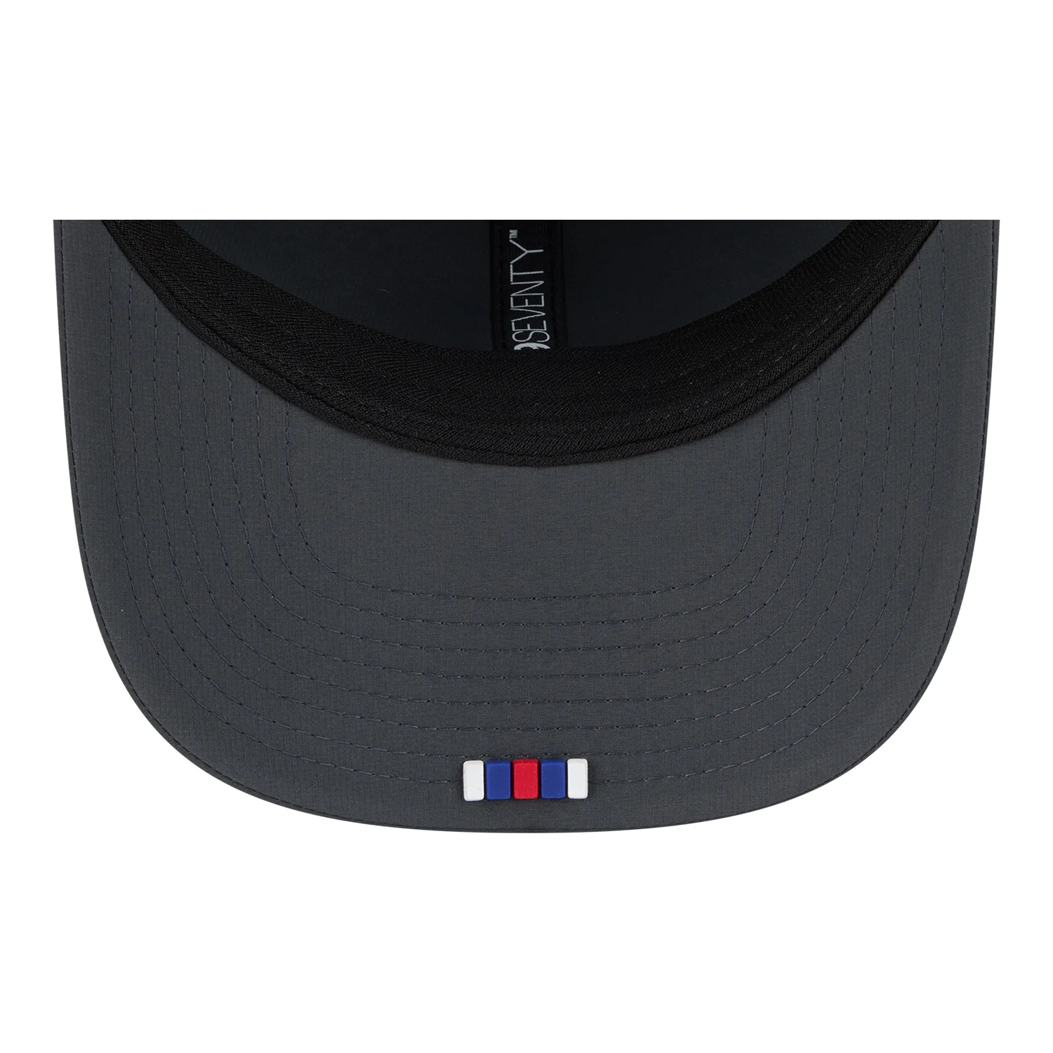 98-buffalo-bills-new-era-2025-sideline-cold-weather-9seventy-classic-logo-hat-4.webp Buffalo Bills New Era 2025 Sideline Cold Weather 9SEVENTY Classic Logo Hat